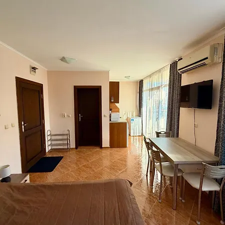 Apartament Helios *
