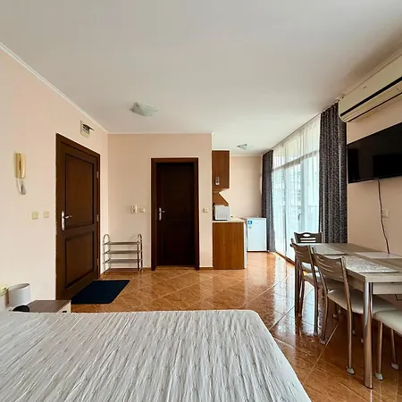 公寓 Helios 圣弗拉斯